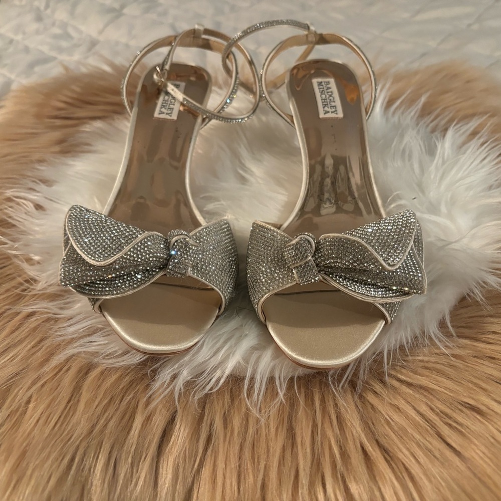 Badgley Mischka Silver Sandals with Bow